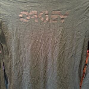 Oakley Men's Green Shirt